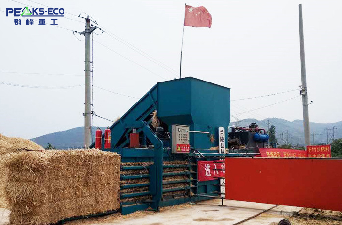 Hydraulic Press Straw Baler